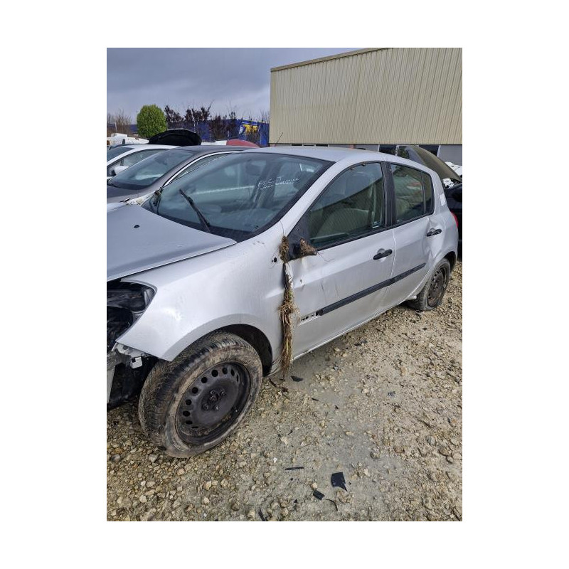 Feu arriere principal gauche (feux) RENAULT CLIO 3 PHASE 1 d’occasion