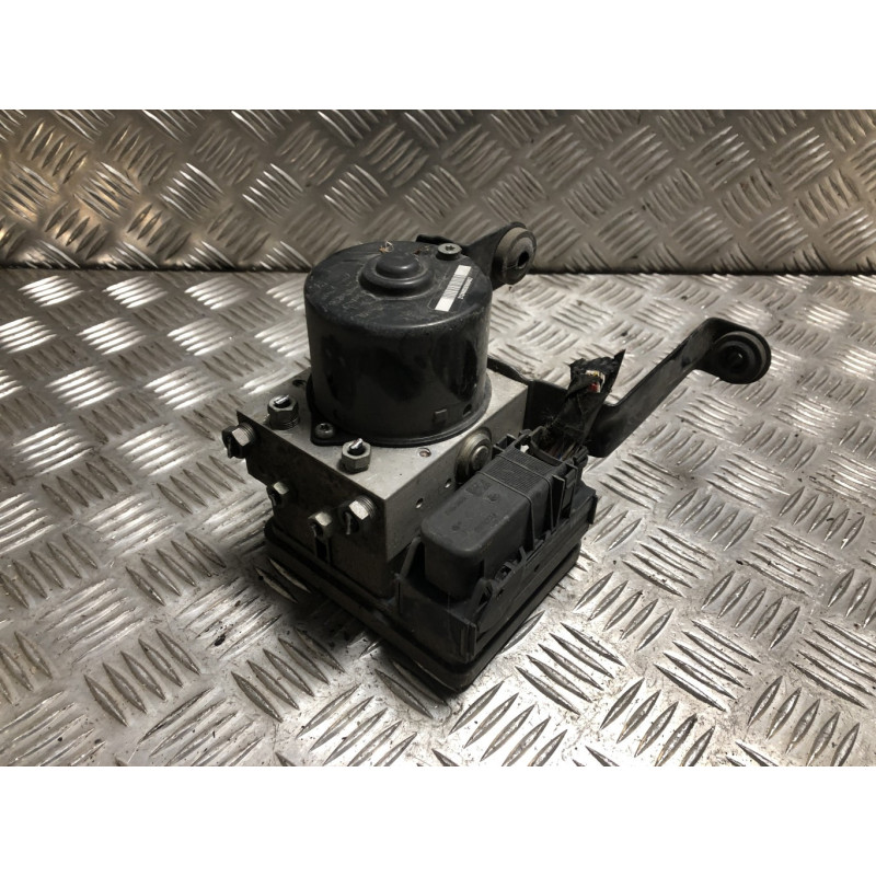 Bloc ABS (freins anti-blocage) VOLVO C 30 PHASE 2 d’occasion