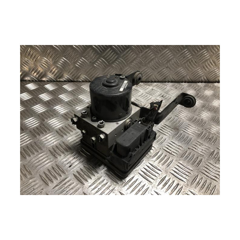 Bloc ABS (freins anti-blocage) VOLVO C 30 PHASE 2 d’occasion