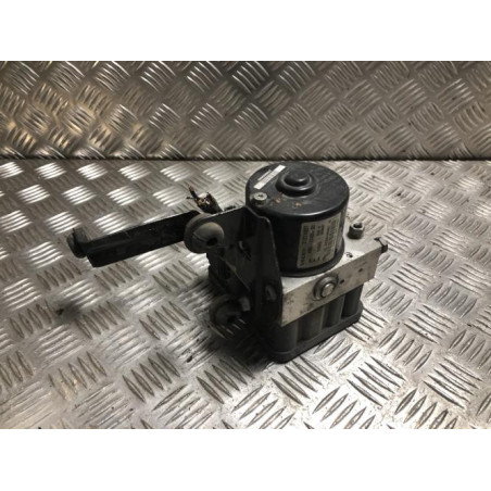 Bloc ABS (freins anti-blocage) VOLVO C 30 PHASE 2 d’occasion