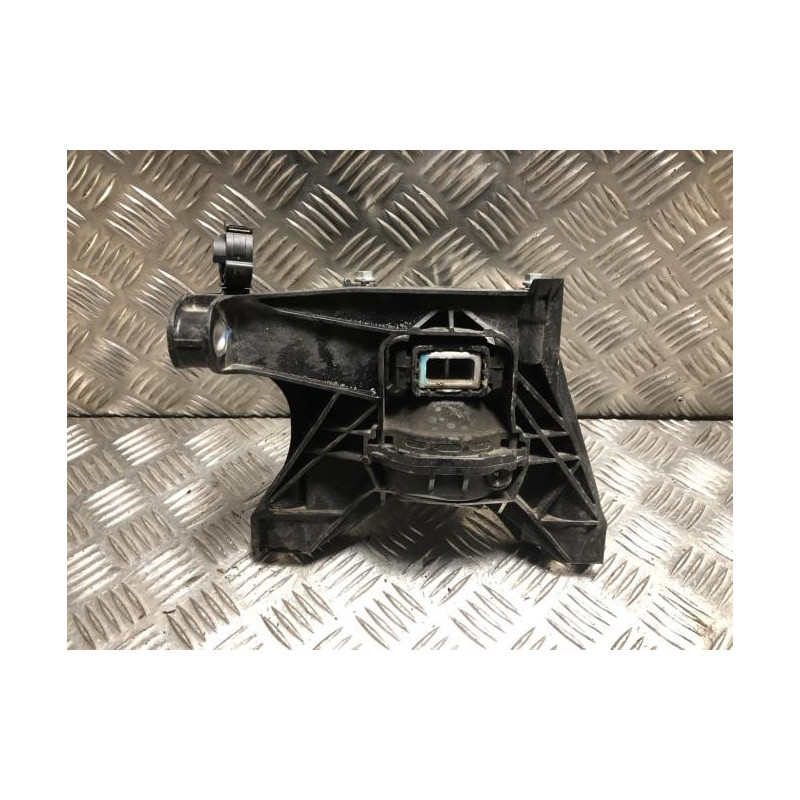 Support moteur droit PEUGEOT 5008 2 PHASE 2 d’occasion