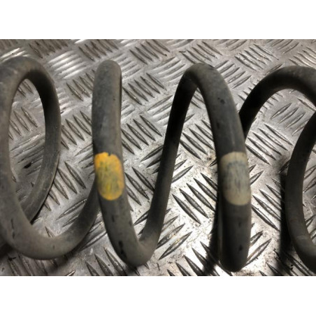 Ressort de suspension arriere droit HONDA CIVIC 8 PHASE 2 d’occasion