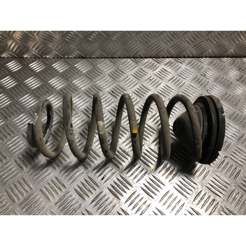 Ressort de suspension arriere gauche HONDA CIVIC 8 PHASE 2 d’occasion