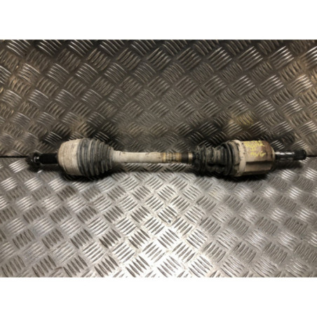 Cardan gauche (transmission) DACIA DUSTER 2 PHASE 1 d’occasion