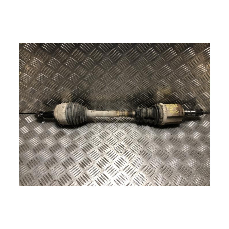 Cardan gauche (transmission) DACIA DUSTER 2 PHASE 1 d’occasion