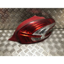 Feu arriere principal droit (feux) PEUGEOT 208 1 PHASE 1 d’occasion