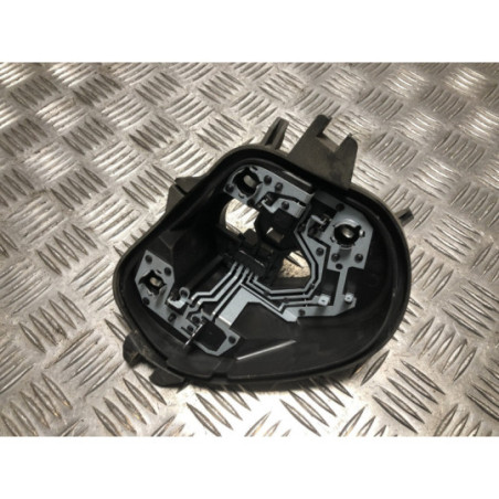 Platine feu arriere gauche PEUGEOT 208 1 PHASE 1 d’occasion