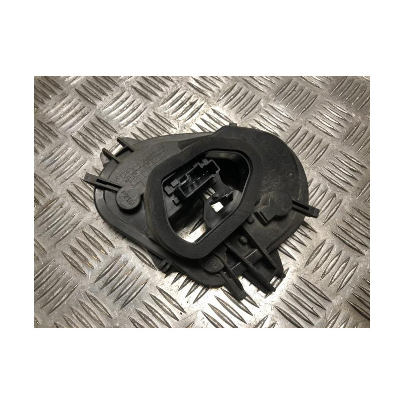 Platine feu arriere gauche PEUGEOT 208 1 PHASE 1 d’occasion