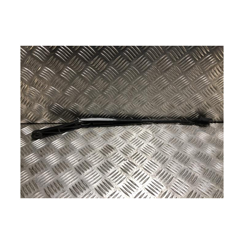 Bras essuie glace avant gauche VOLKSWAGEN GOLF 6 d’occasion