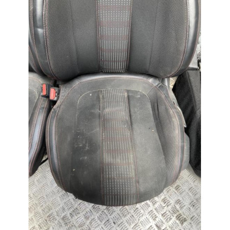 Interieur complet PEUGEOT 308 2 SW PHASE 1 BREAK d’occasion