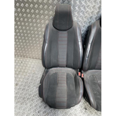 Interieur complet PEUGEOT 308 2 SW PHASE 1 BREAK d’occasion