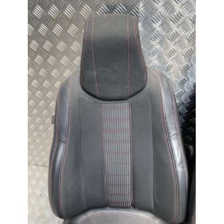 Interieur complet PEUGEOT 308 2 SW PHASE 1 BREAK d’occasion