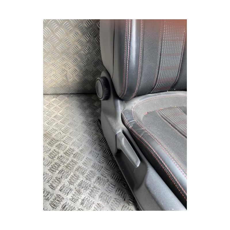 Interieur complet PEUGEOT 308 2 SW PHASE 1 BREAK d’occasion