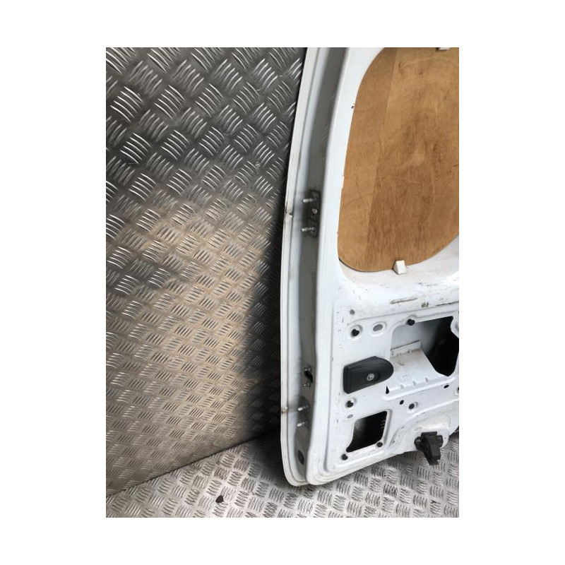 Porte de coffre droit RENAULT KANGOO 2 PHASE 1 d’occasion