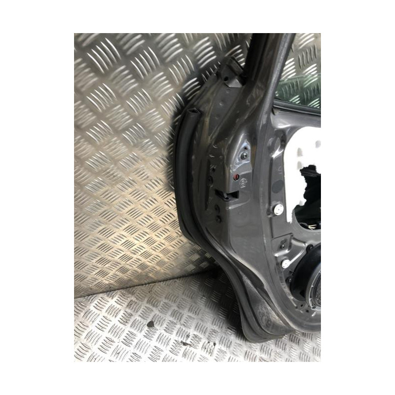 Porte arriere gauche CITROEN C3 3 PHASE 1 d’occasion