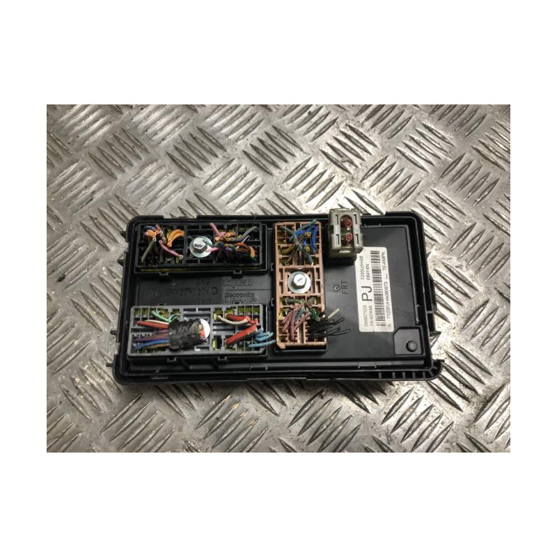 Porte fusible CHEVROLET AVEO 1 d’occasion