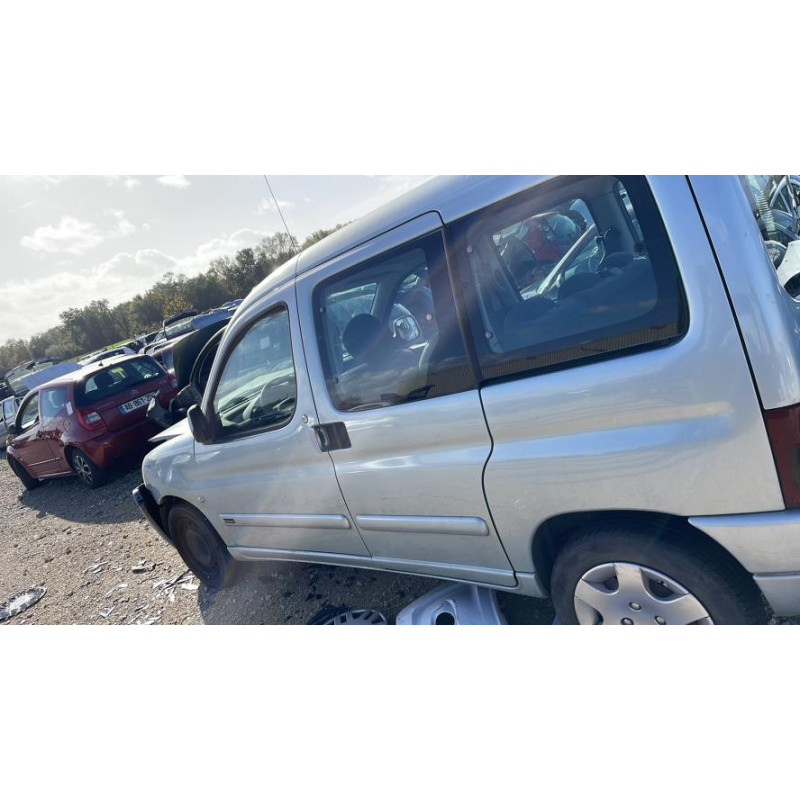 Tambour arriere droit CITROEN BERLINGO 1 PHASE 2 d’occasion