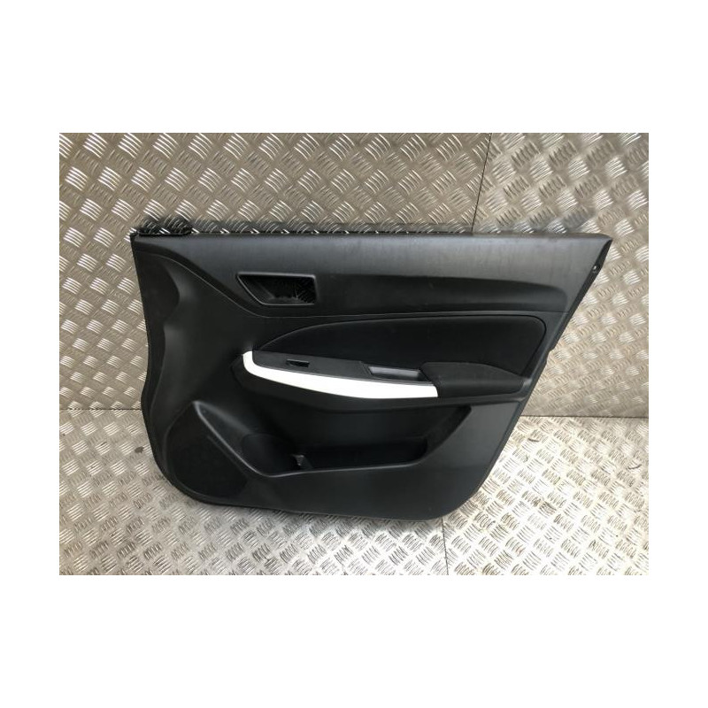 Panneau de porte avant droit SUZUKI SWIFT 5 d’occasion