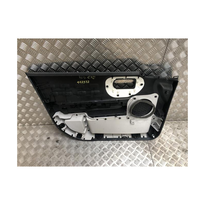 Panneau de porte avant droit CITROEN C3 3 PHASE 1 d’occasion