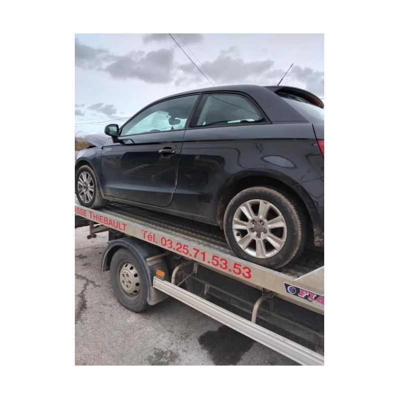 Pare choc arriere AUDI A1 1 PHASE 1 d’occasion