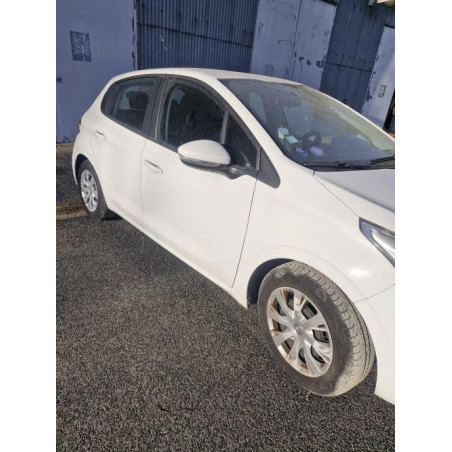 Pare choc avant PEUGEOT 208 1 PHASE 2 d’occasion