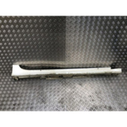 Bas de caisse droit TOYOTA YARIS 4 d’occasion