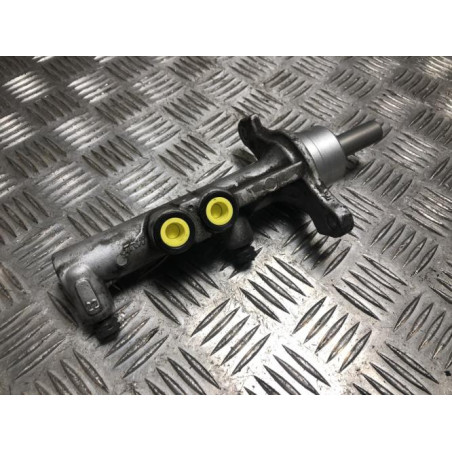 Maitre cylindre (freinage) RENAULT TRAFIC 3 COURT PHASE 1 d’occasion