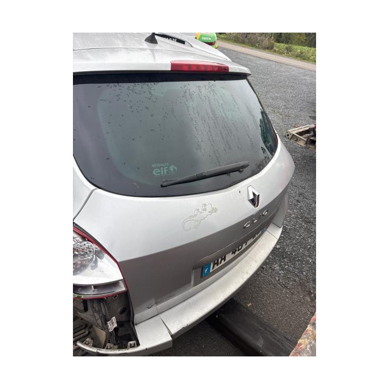 Anti brouillard droit (feux) RENAULT CLIO 3 PHASE 1 BREAK d’occasion