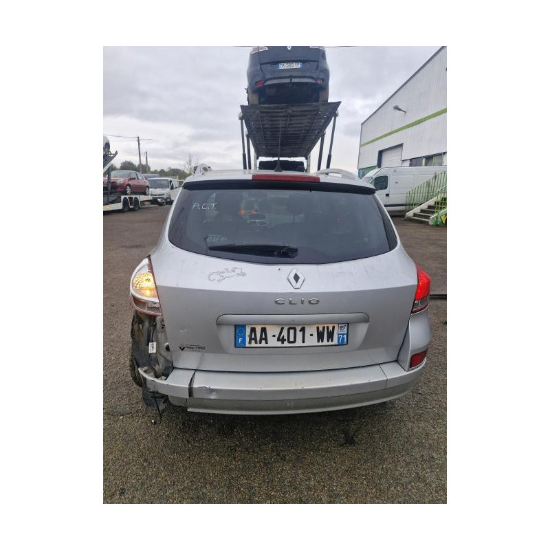 Anti brouillard droit (feux) RENAULT CLIO 3 PHASE 1 BREAK d’occasion