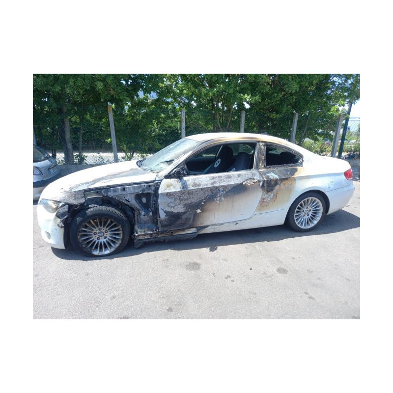 Poignee interieur avant droit BMW SERIE 3 E92 COUPE PHASE 1 d’occasion