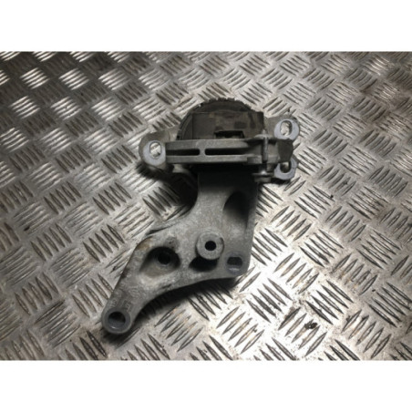 Support moteur droit RENAULT TRAFIC 3 COURT PHASE 1 d’occasion