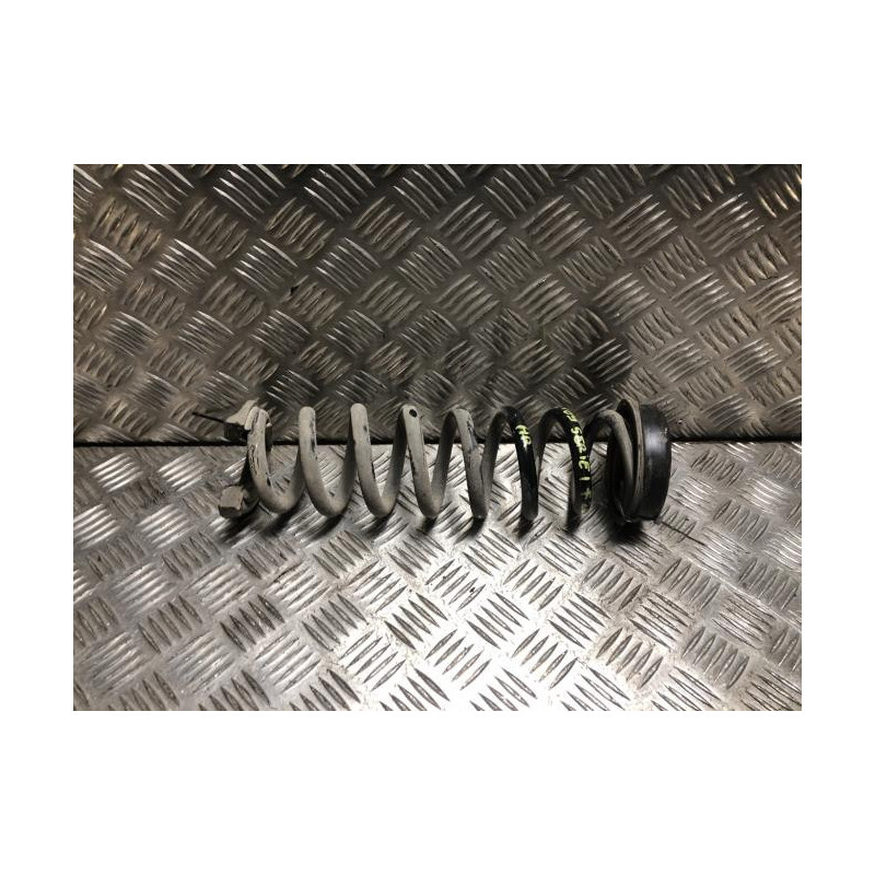 Ressort de suspension arriere BMW SERIE 1 F20 PHASE 1 d’occasion