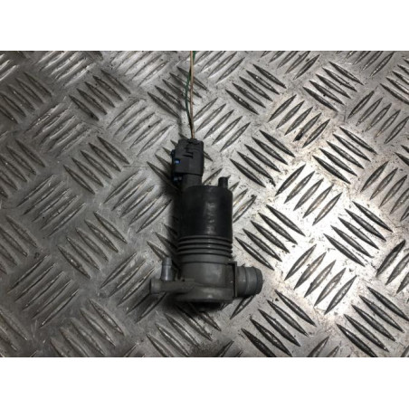 Pompe lave glace avant RENAULT TRAFIC 3 COURT PHASE 1 d’occasion