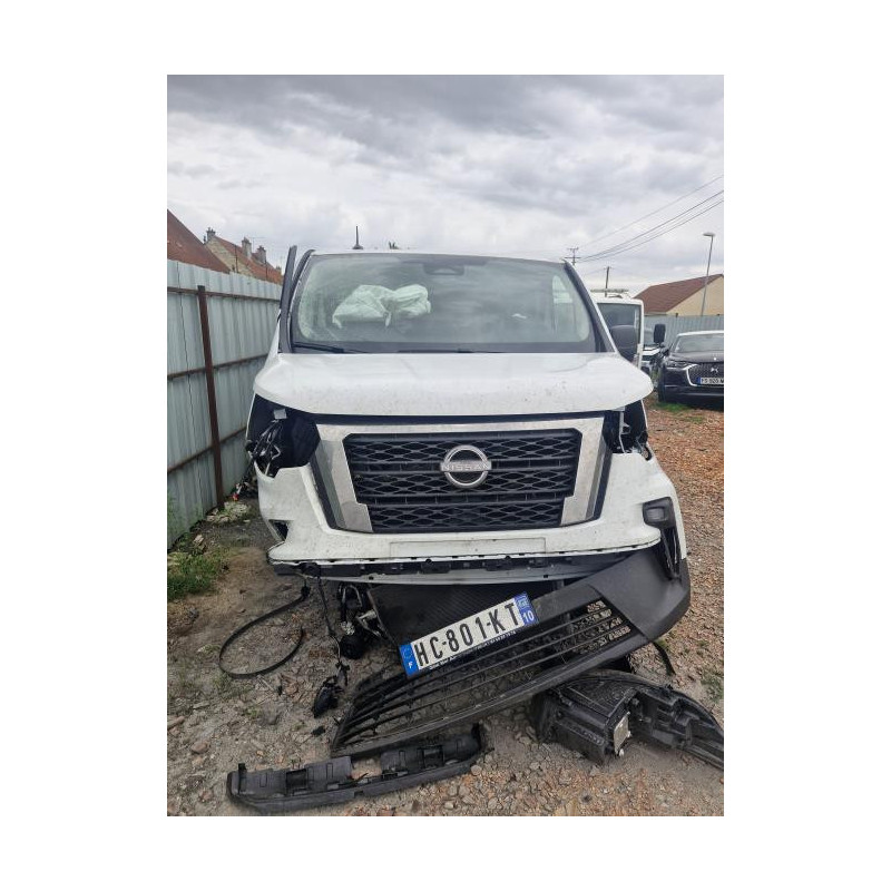 Feu de pare choc arriere gauche NISSAN PRIMASTAR 2 d’occasion