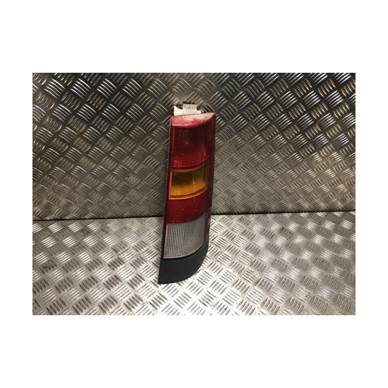 Feu arriere principal droit (feux) RENAULT SUPER 5 d’occasion