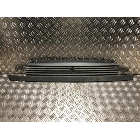 Calandre RENAULT SUPER 5 d’occasion