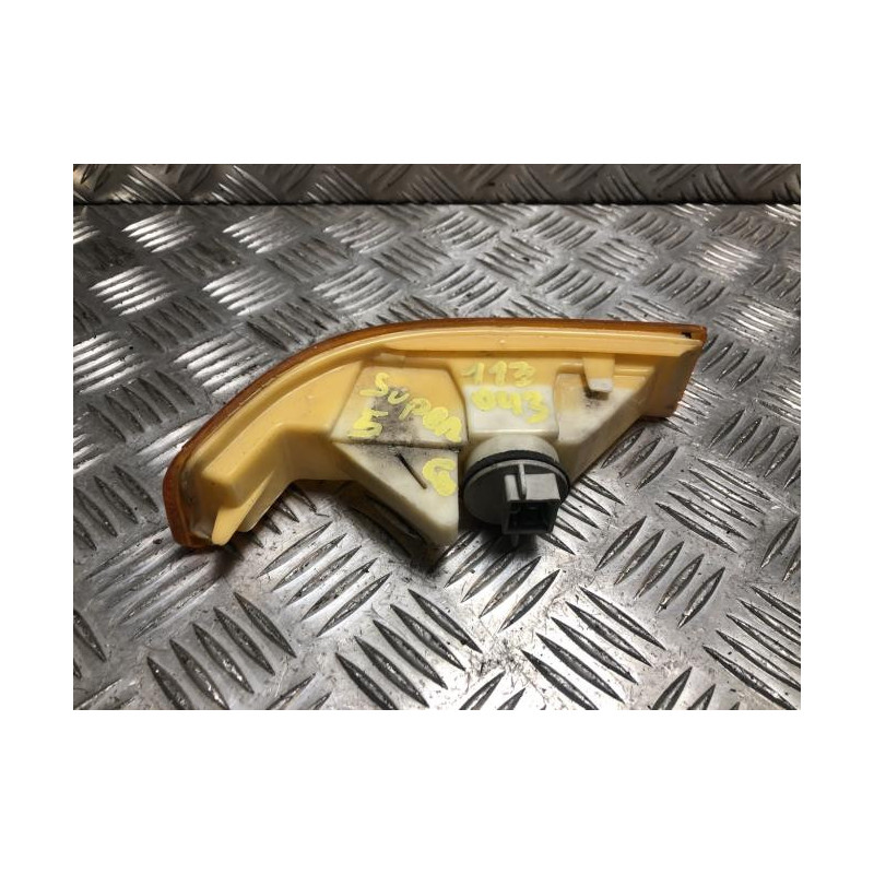 Optique avant secondaire gauche (feux)(clignotant) RENAULT SUPER 5 d’occasion