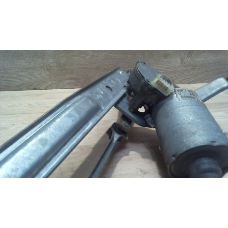 Moteur essuie glace avant VOLKSWAGEN POLO 2 PHASE 1 d’occasion
