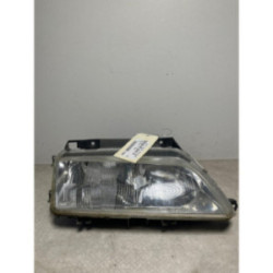 Optique avant principal droit (feux)(phare) CITROEN XANTIA PHASE 2 d’occasion