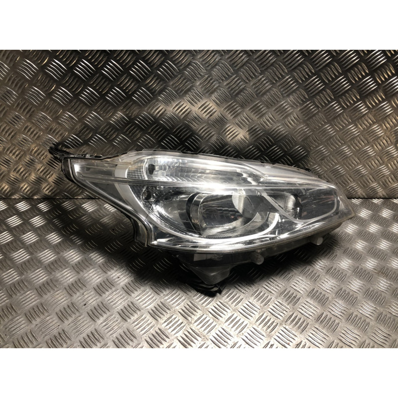 Optique avant principal droit (feux)(phare) PEUGEOT 208 1 PHASE 2 d’occasion