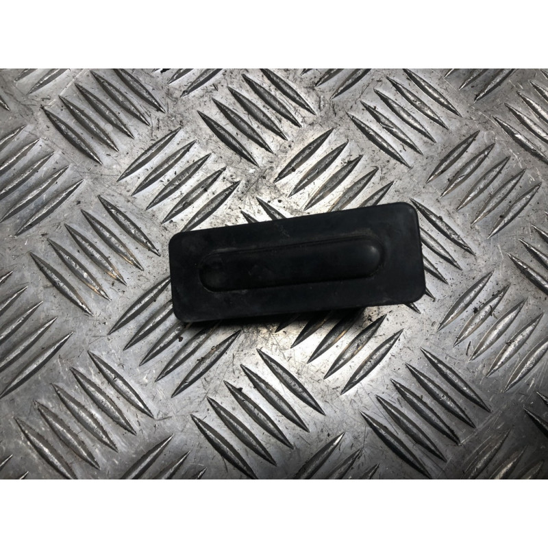 Bouton de coffre PEUGEOT 2008 1 PHASE 1 d’occasion