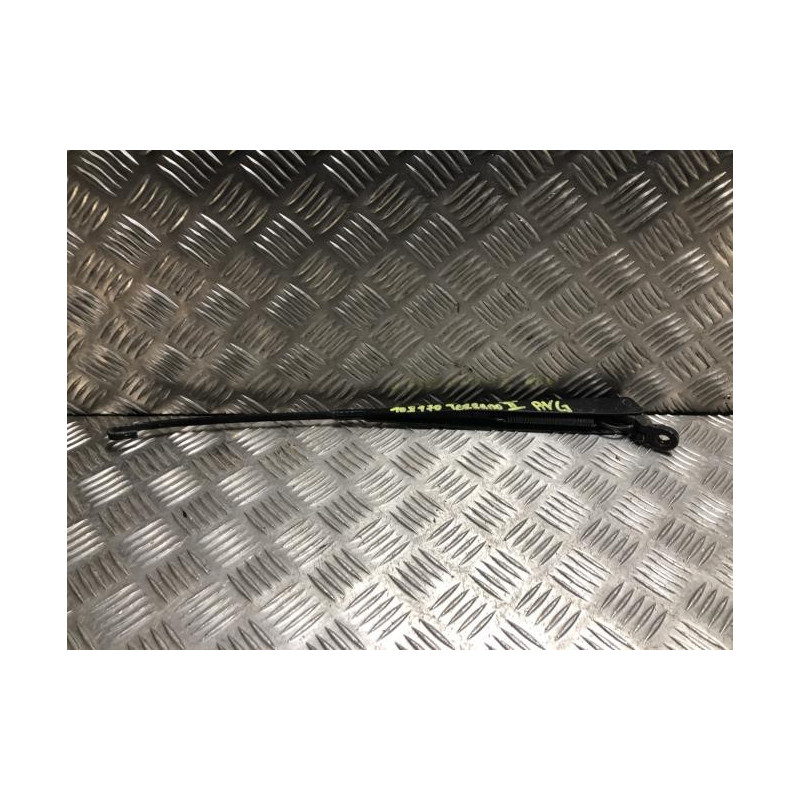 Bras essuie glace avant gauche NISSAN TERRANO 2 PHASE 4 d’occasion