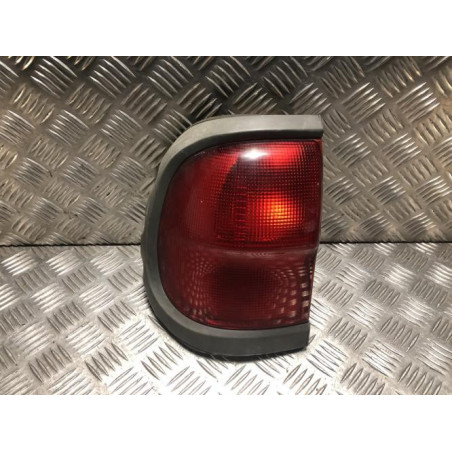 Feu arriere principal gauche (feux) NISSAN TERRANO 2 PHASE 4 d’occasion