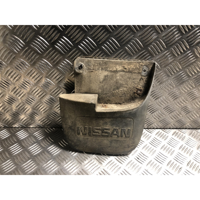 Bavette arriere droit NISSAN TERRANO 2 PHASE 4 d’occasion