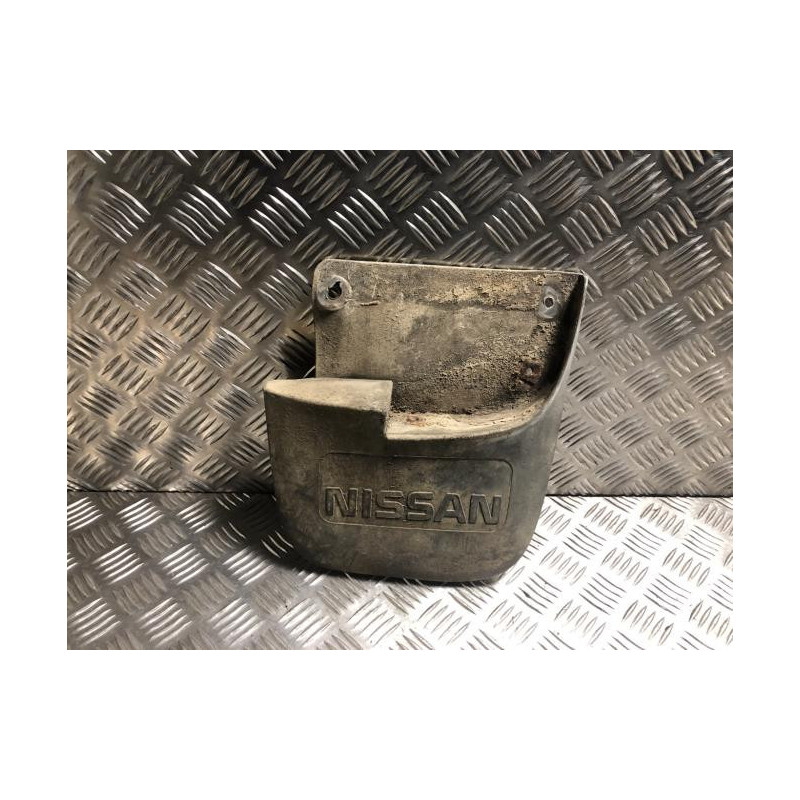 Bavette arriere droit NISSAN TERRANO 2 PHASE 4 d’occasion