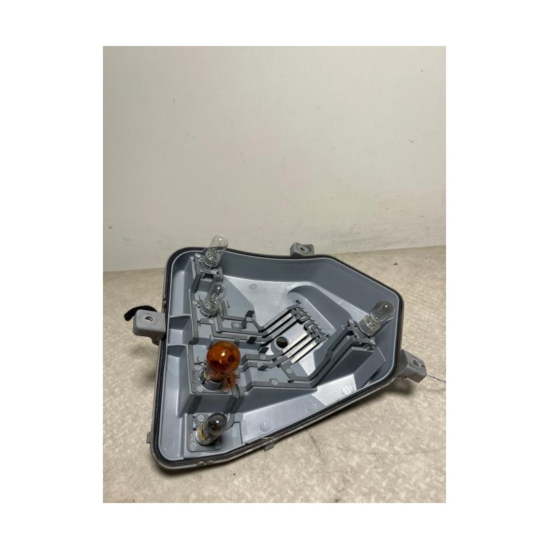 Platine feu arriere droit MERCEDES CLASSE A 176 PHASE 1 d’occasion