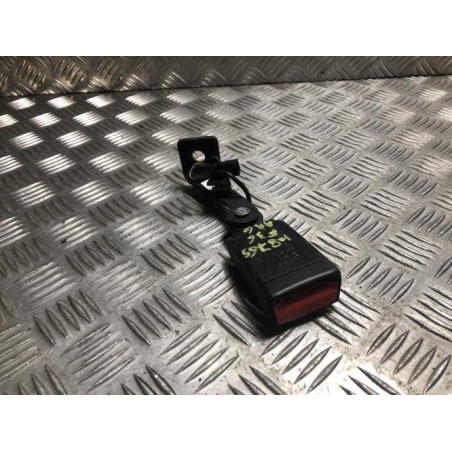 Attache ceinture arriere gauche BMW SERIE 4 F36 GRAN COUPE PHASE 1 d’occasion