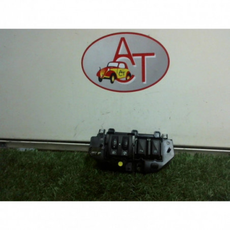 Commande de reglage hauteur de phare RENAULT CLIO IV d’occasion