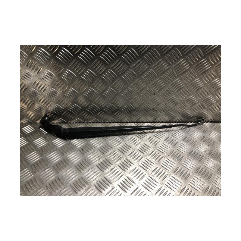 Bras essuie glace avant gauche TOYOTA YARIS 4 d’occasion