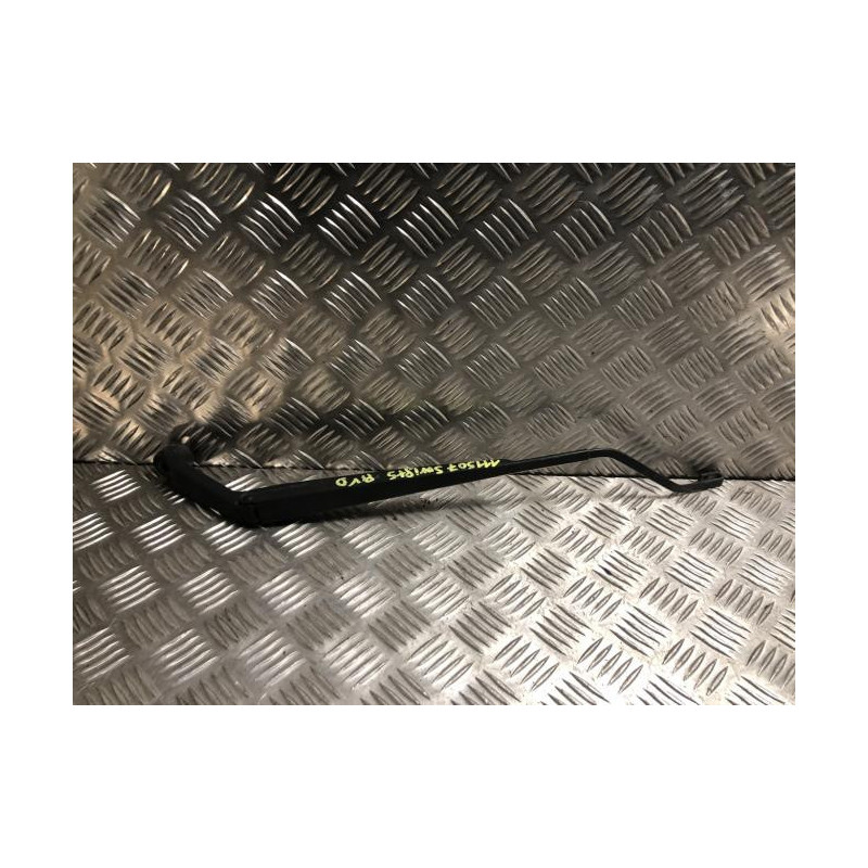 Bras essuie glace avant droit SUZUKI SWIFT 5 d’occasion